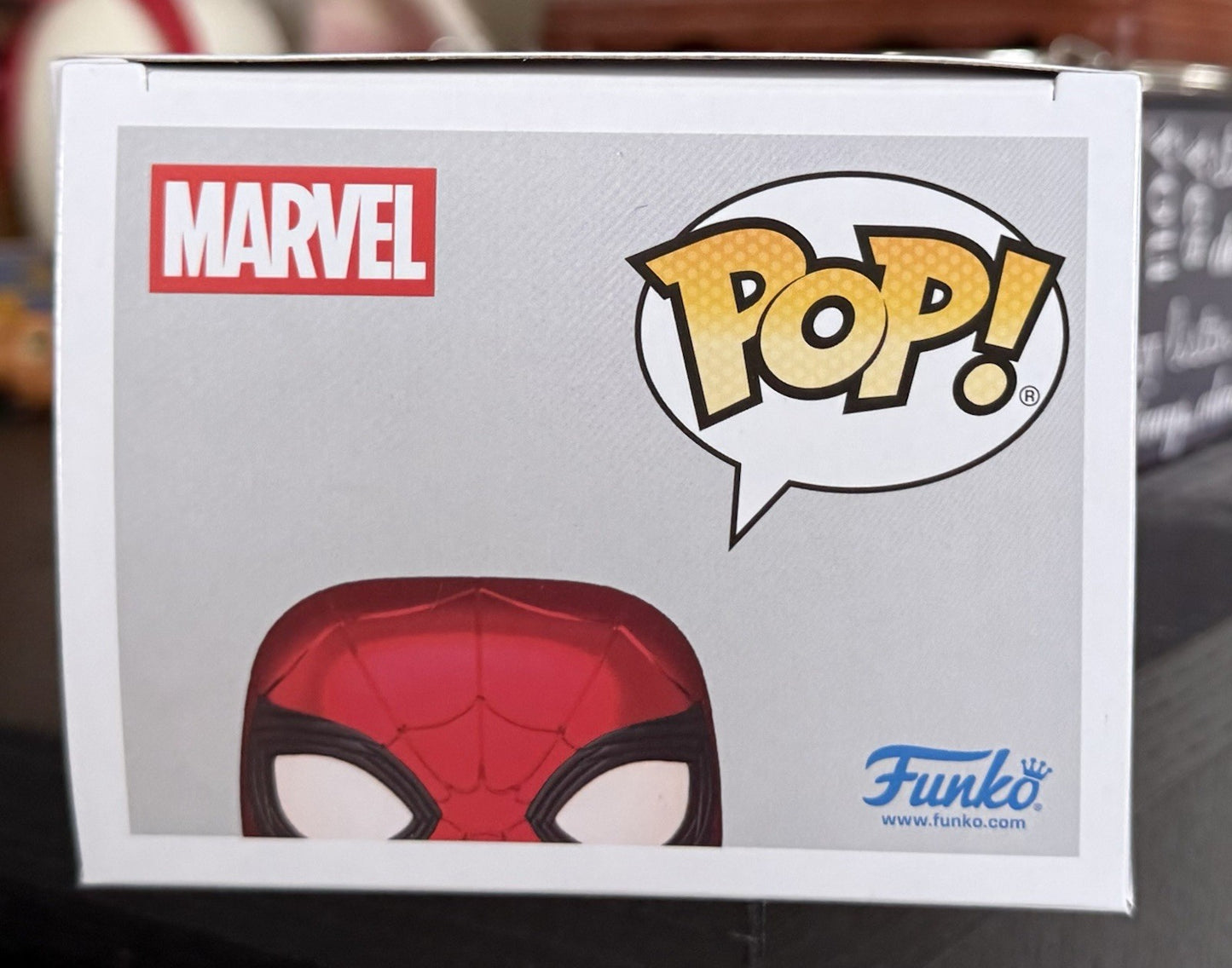 Funko Pop Spider-Man Brand New Day Metallic # 1590 Marvel Exclusive + Protector