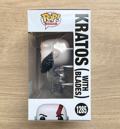 Funko Games God of War Ragnarok Kratos with Blades #1285 Exclusive + Protector